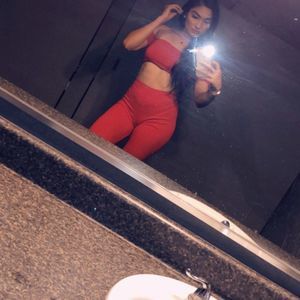 Meet your Posher, Myra